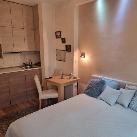 Apartment Bombonjera อูชิเซ ภายนอก รูปภาพ