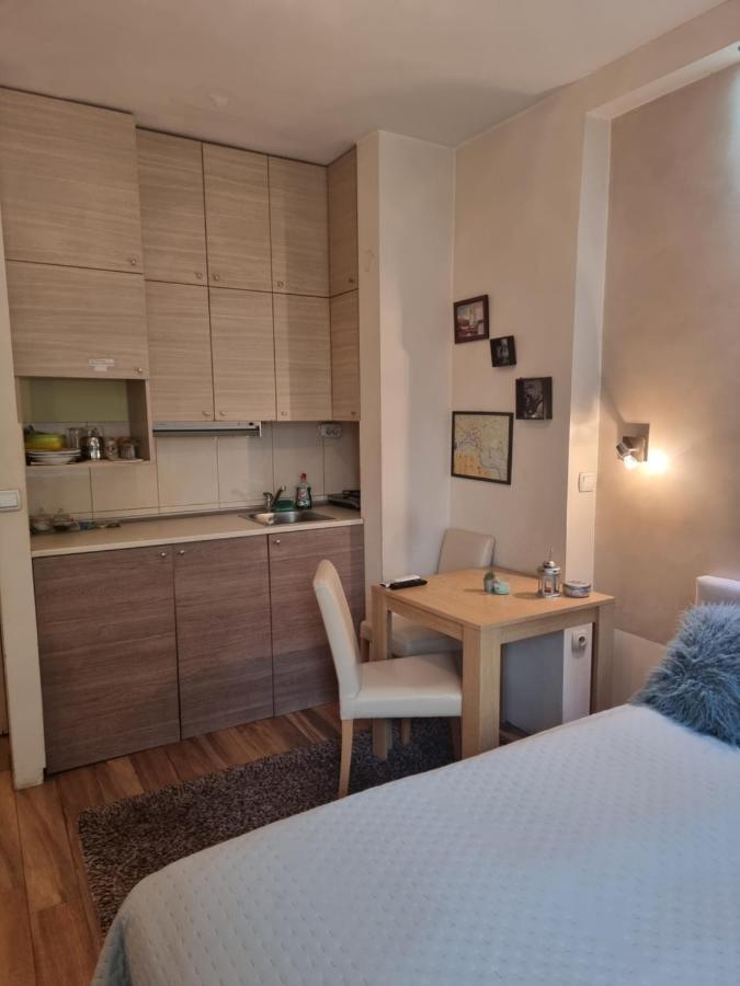 Apartment Bombonjera อูชิเซ ภายนอก รูปภาพ